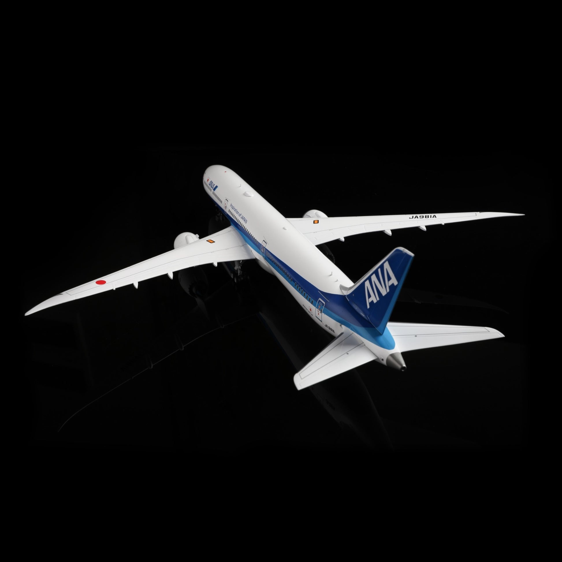 ANA B787-10 JA981A – 1:200 Scale Model by SQ Wings