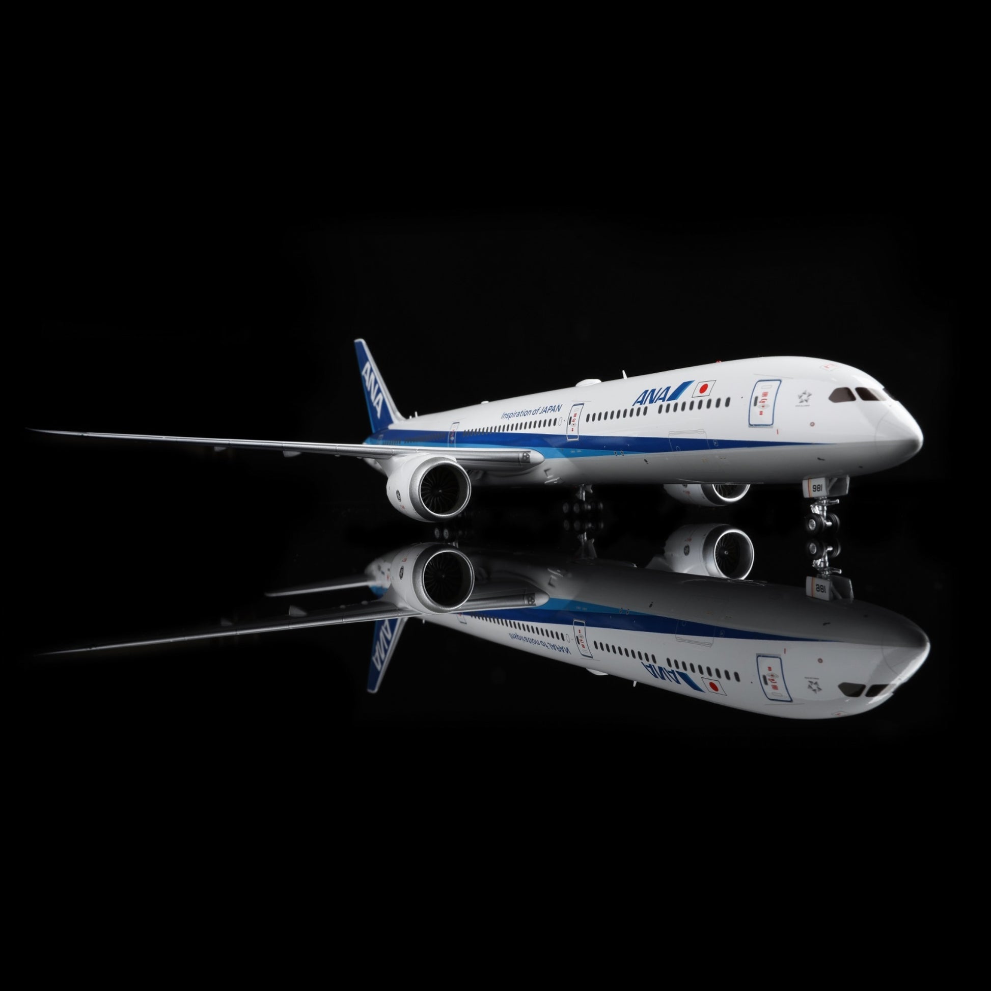 ANA B787-10 JA981A – 1:200 Scale Model by SQ Wings