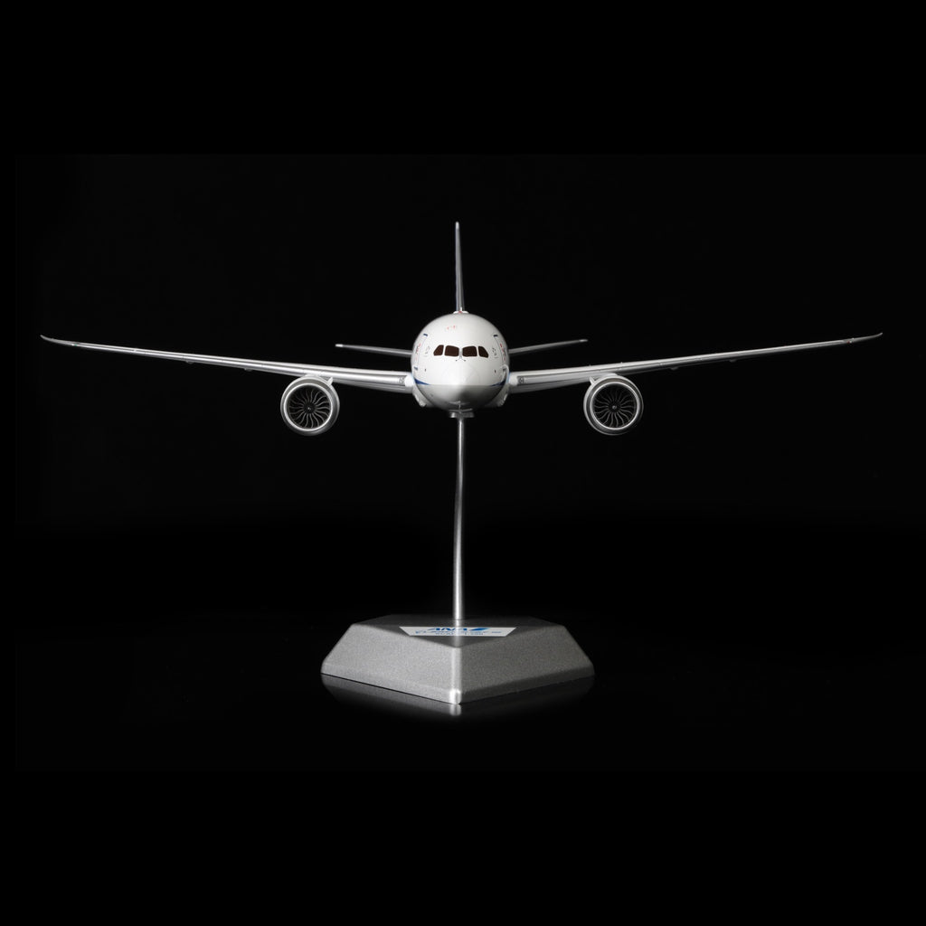ANA B787-10 JA981A – 1:200 Scale Model by SQ Wings
