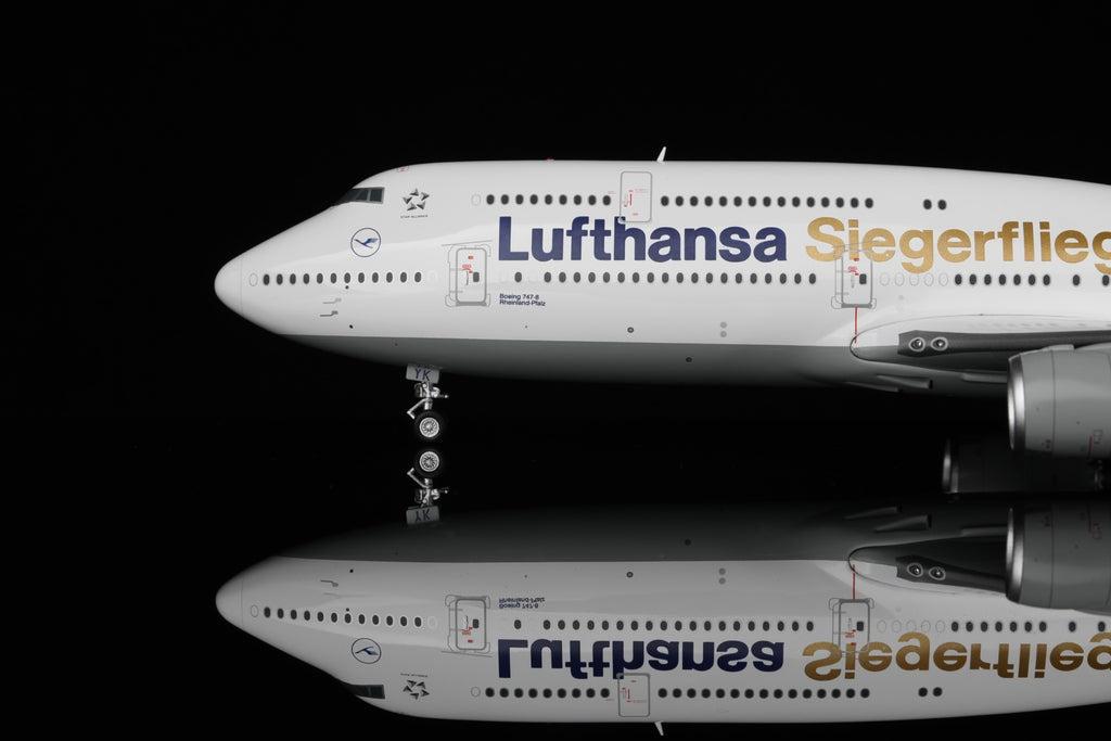 Lufthansa Boeing 747-8 D-ABYK “Siegerflieger” – Scale 1:200 – SQ Wings – 34.25 cm