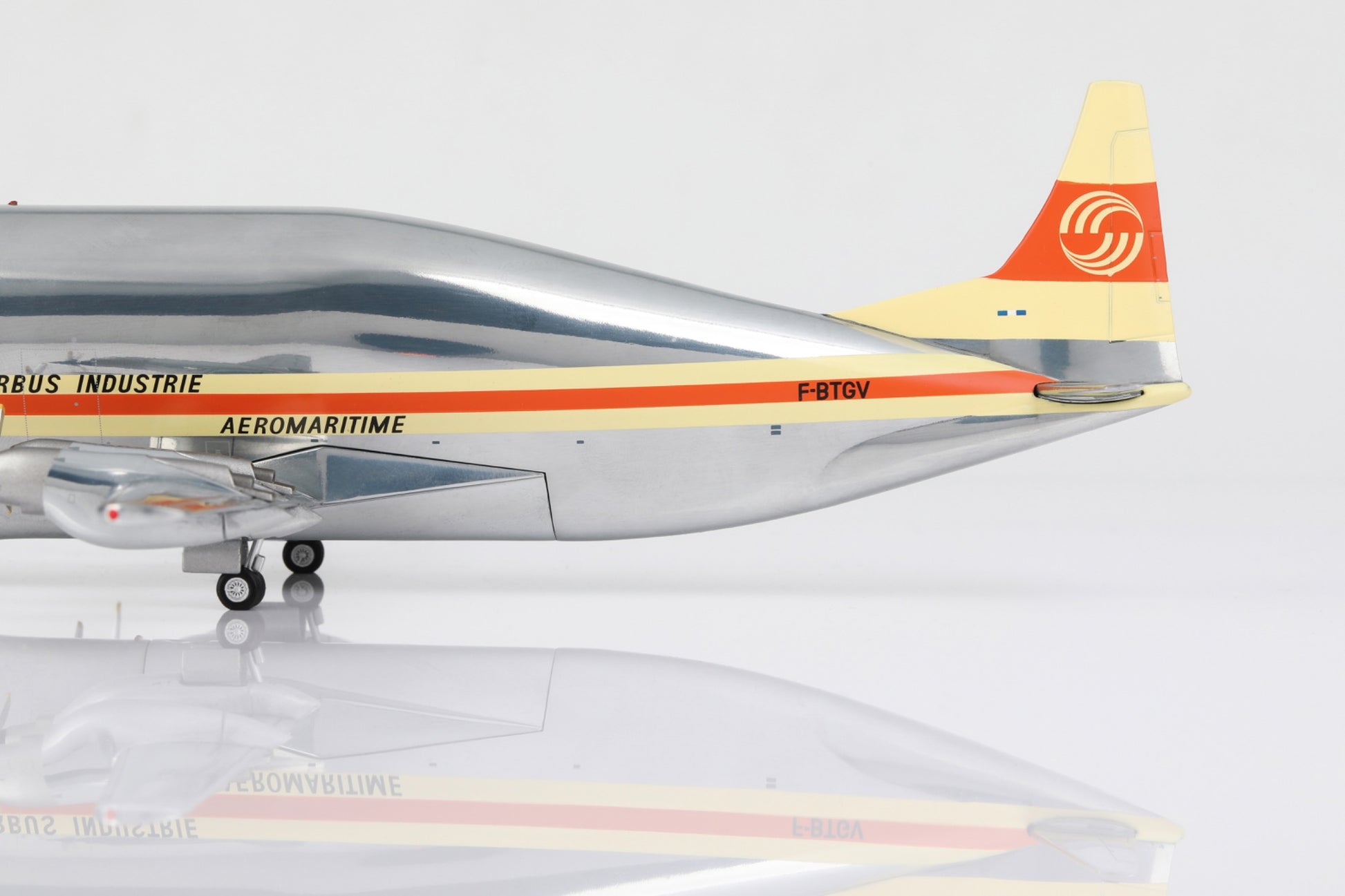 Airbus Industrie 377SGT F-BTGV – Scale 1:200 – SQ Wings – 21.9 cm