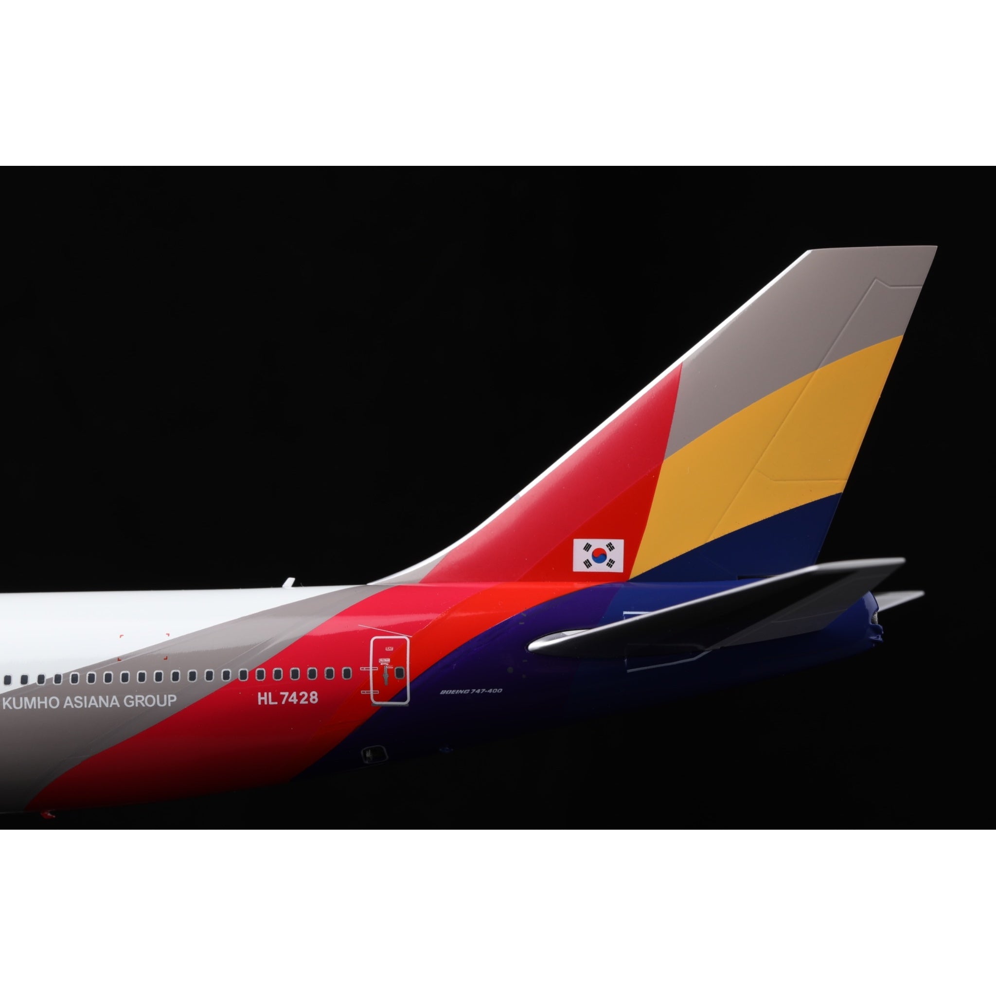 Asiana Airlines - B747-400 - HL7428 - L2003 - 35.3cm - Scale