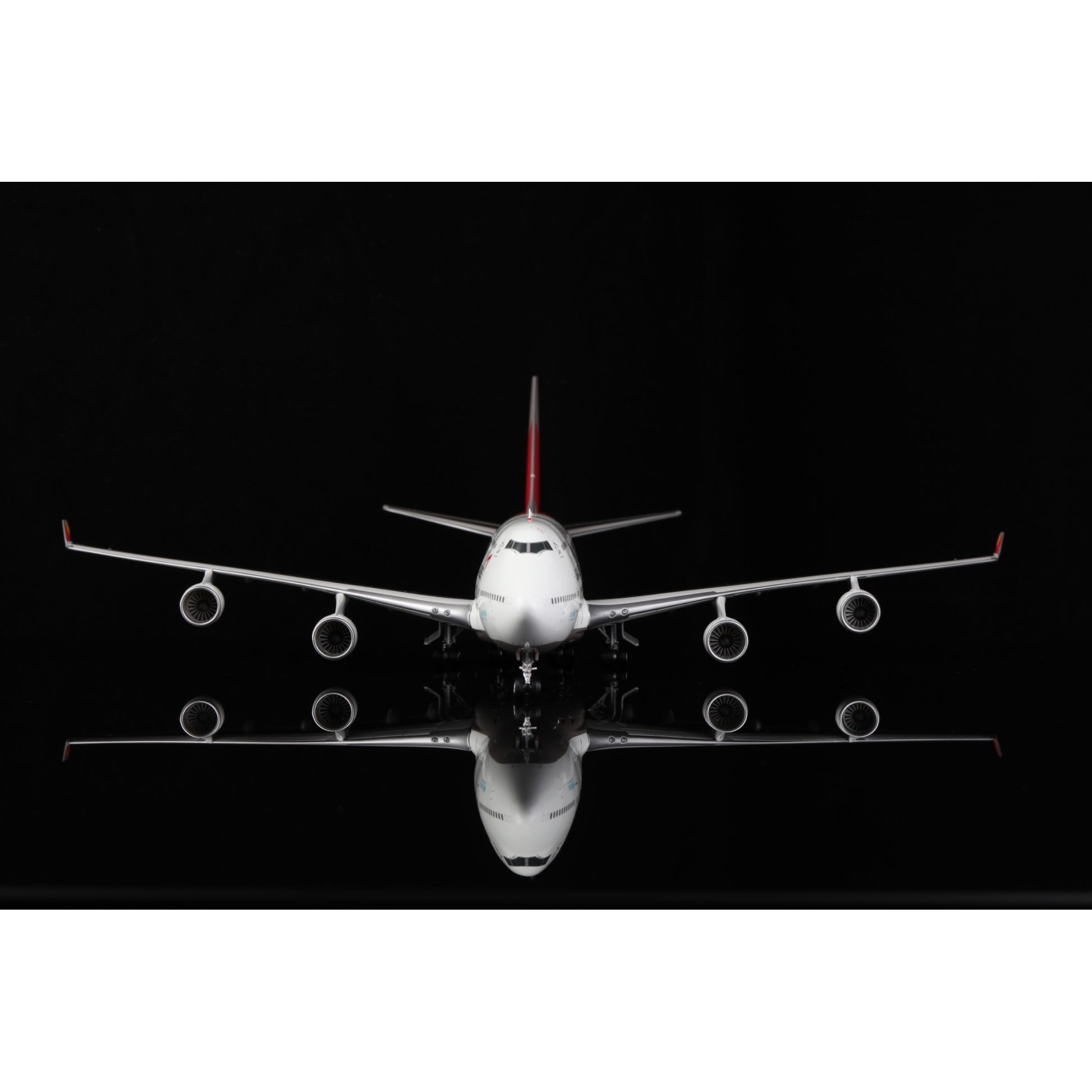 Asiana Airlines - B747-400 - HL7428 - L2003 - 35.3cm -  Scale 1/200