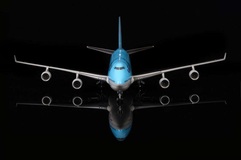 Korean Air Boeing 747-400 HL7488 – Scale 1:200 – SQ Wings – 35.3 cm