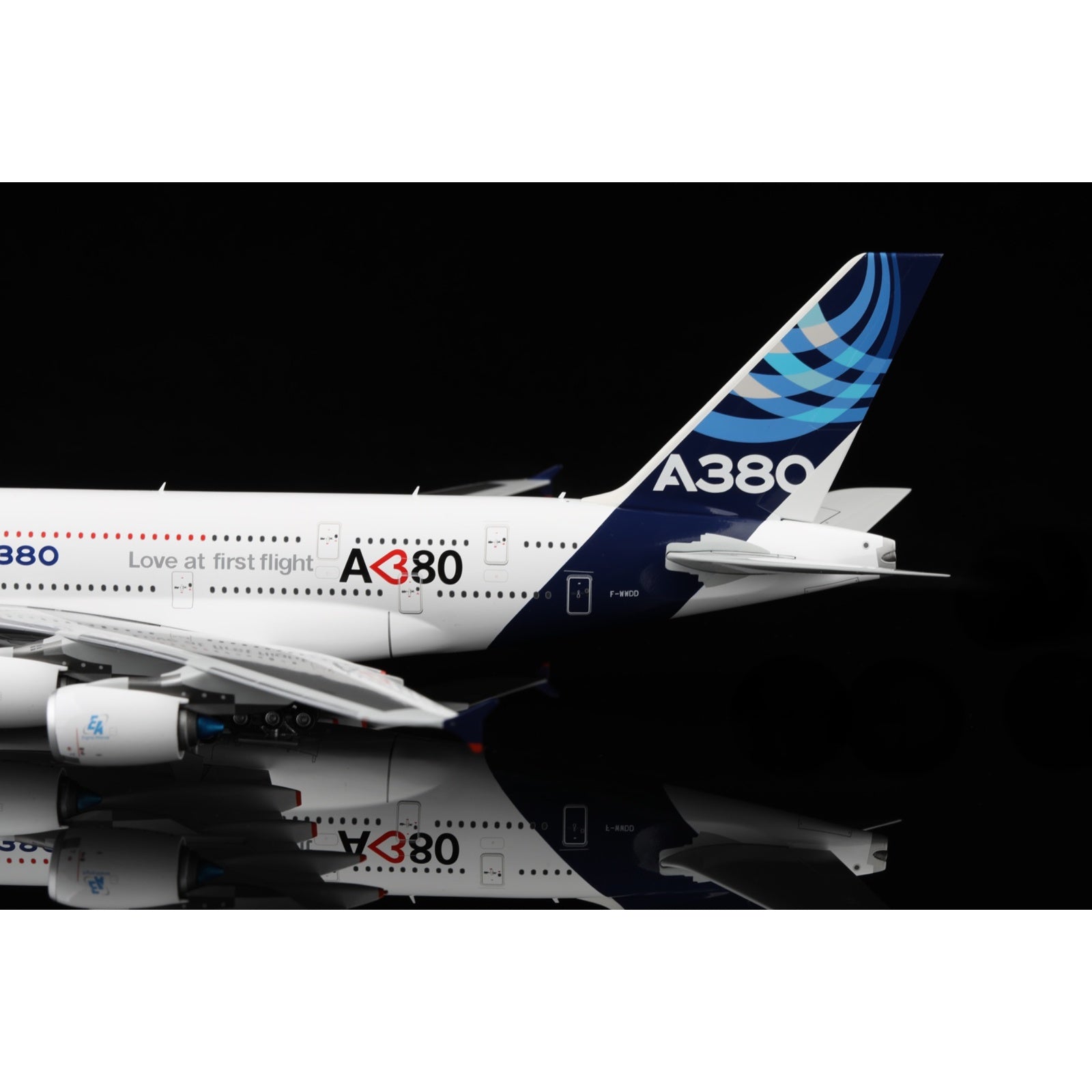 Airbus - A380 - F-WWDD - House Color Love at First Flight - L2009 - 36.3cm - Scale 1/200