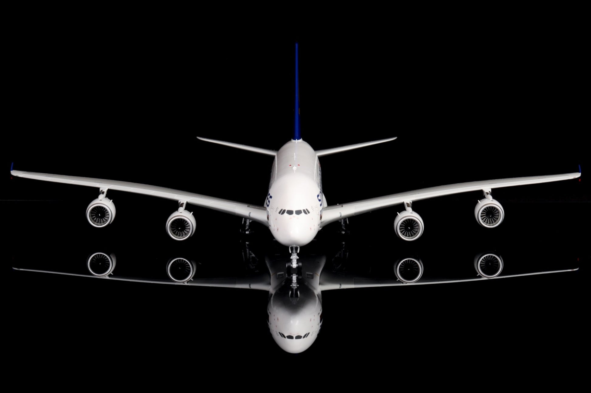 Singapore Airlines - A380 - 9V-SKB - Scale 1/200 - 36.38cm -  Scale 1/200