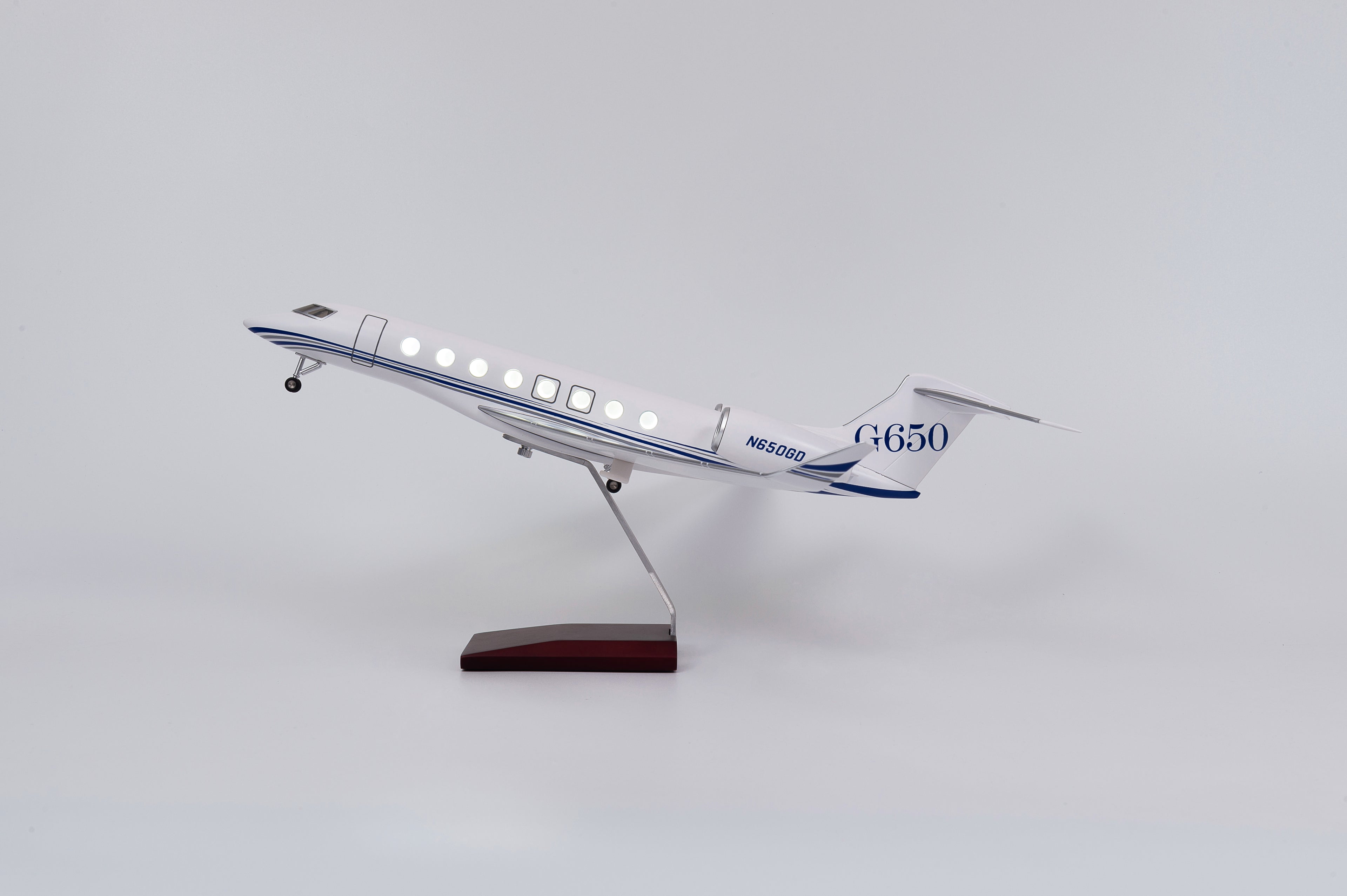 Gulfstream G650ER - Scale 1:50  - L:17in - 45cm