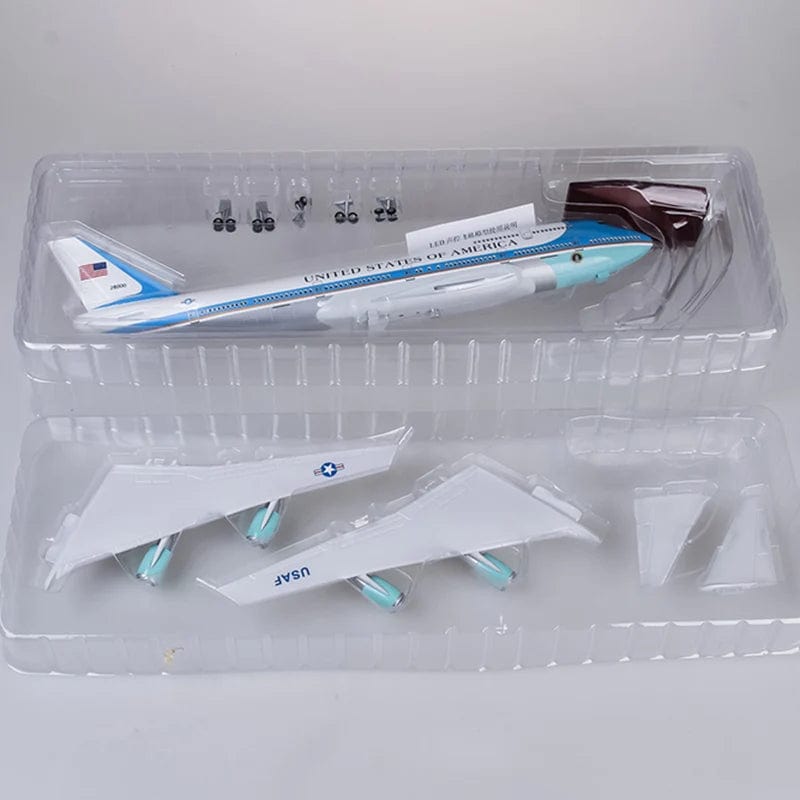 B747 Air Force One - AF1 - Scale 1/150 - 47cm - 18.5 in - Airplane Model
