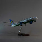 B787 Uzbekistán - Escala 1/130 - 43cm - 16.9 in - Thumbnail 7