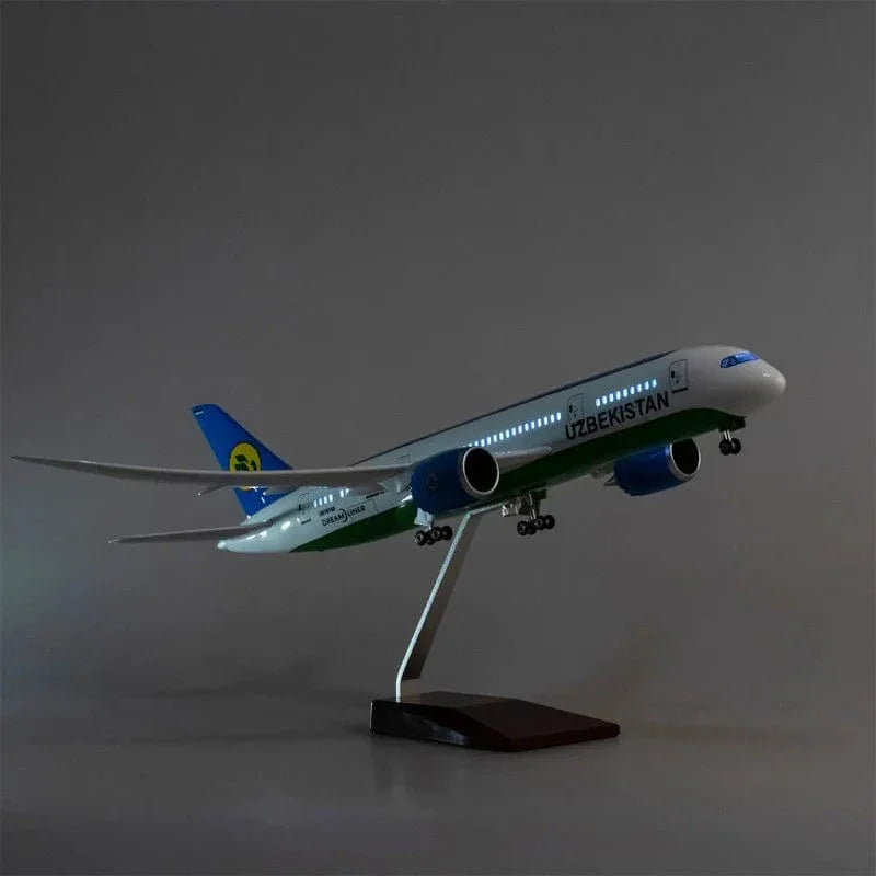 B787 Uzbekistán - Escala 1/130 - 43cm - 16.9 in - Image 7
