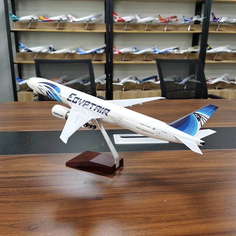 B777 Egypt - Scale 1/157 - 47cm - 18.5 in - Airplane Model