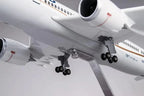 B787-9 United Airlines – Scale 1:130 (43 cm / 16.9 in)