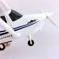 Cessna 172 SKYHAWK - Scale 1:60 - 28CM