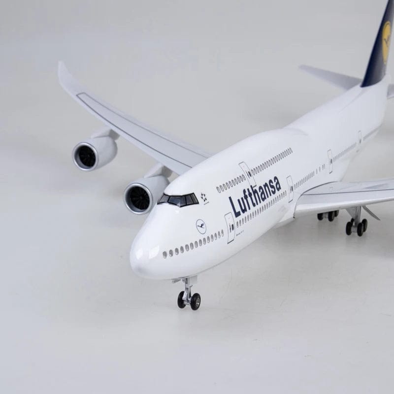 B747 Lufthansa - Scale 1/157 - 47cm - 18.5 in