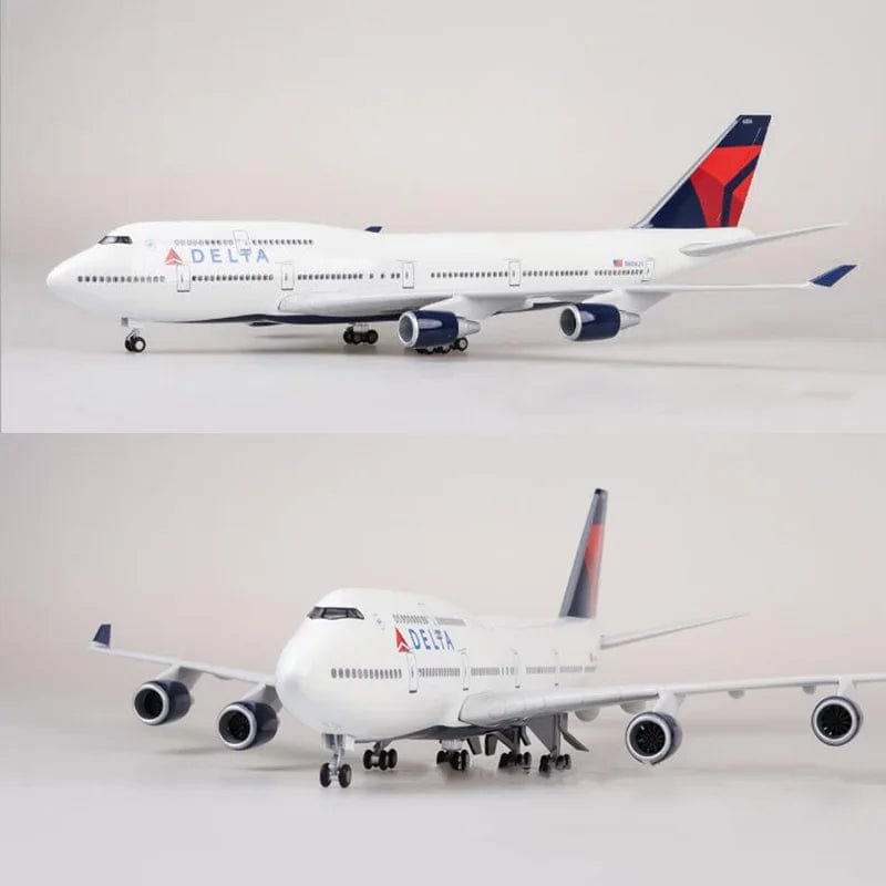 B747 Delta - Scale 1/150 - 47cm - 18.5 in - Airplane Model