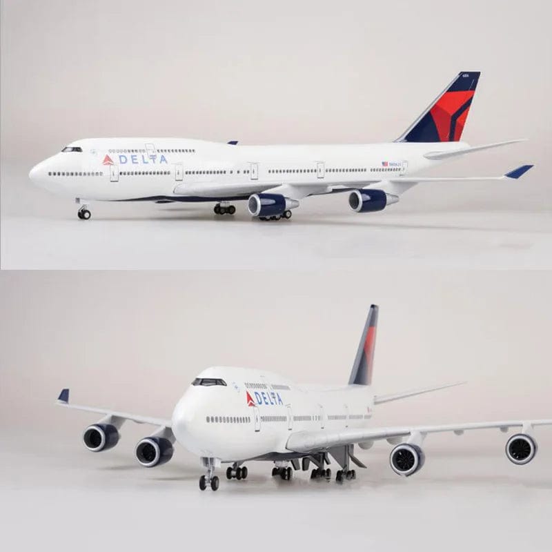 B747 Delta - Scale 1/150 - 47cm - 18.5 in