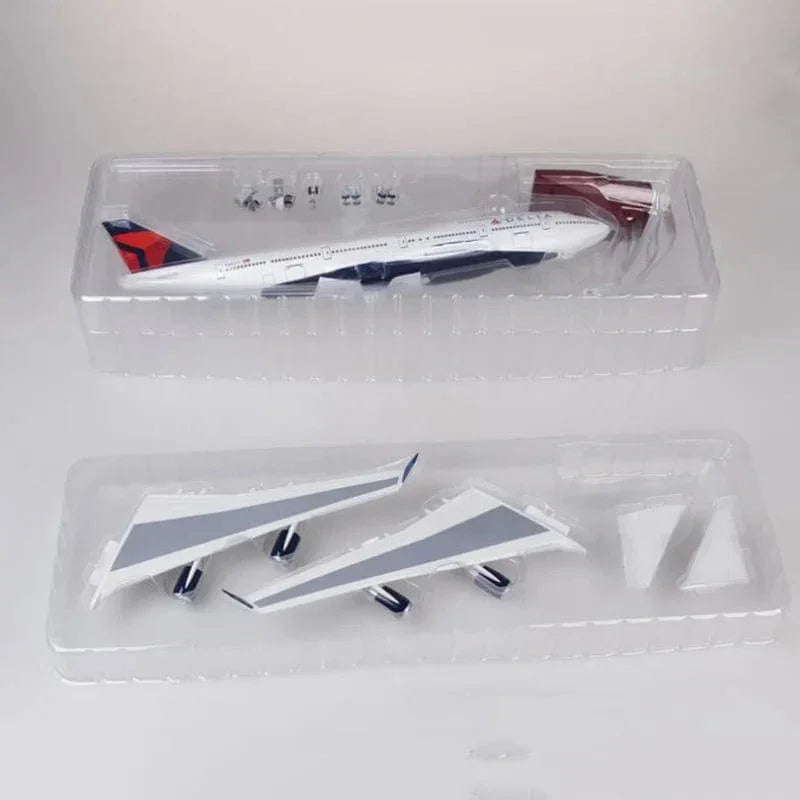 Boeing 747 Delta 1:150 – 47 cm / 18.5 in – LED Lights - Image 11