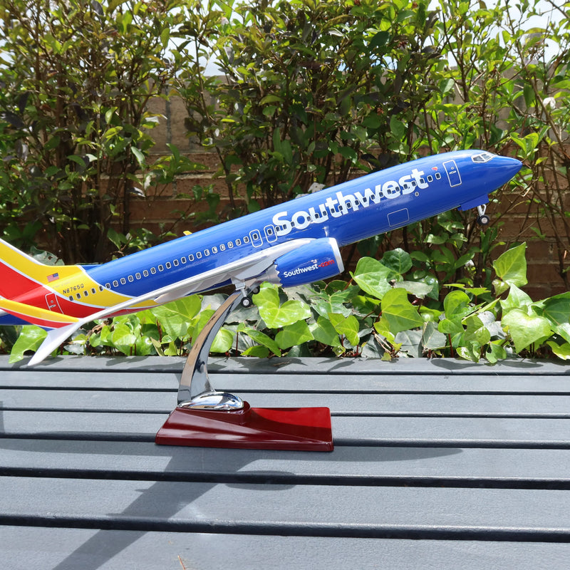 Boeing 737 MAX 8 Southwest 1:80 – 47 cm / 18.5 in – LED Lights (PRE ORDER) - Image 8