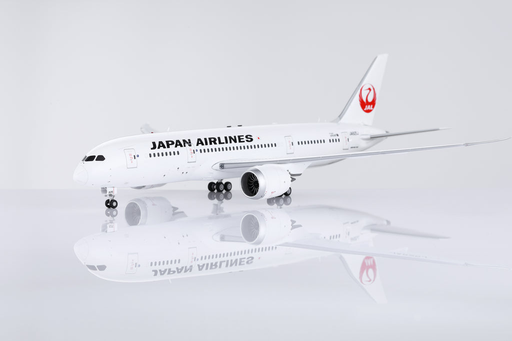 Japan Airlines Boeing 787-8 JA825J – Scale 1:200 – SQ Wings – 28.3 cm - L2027