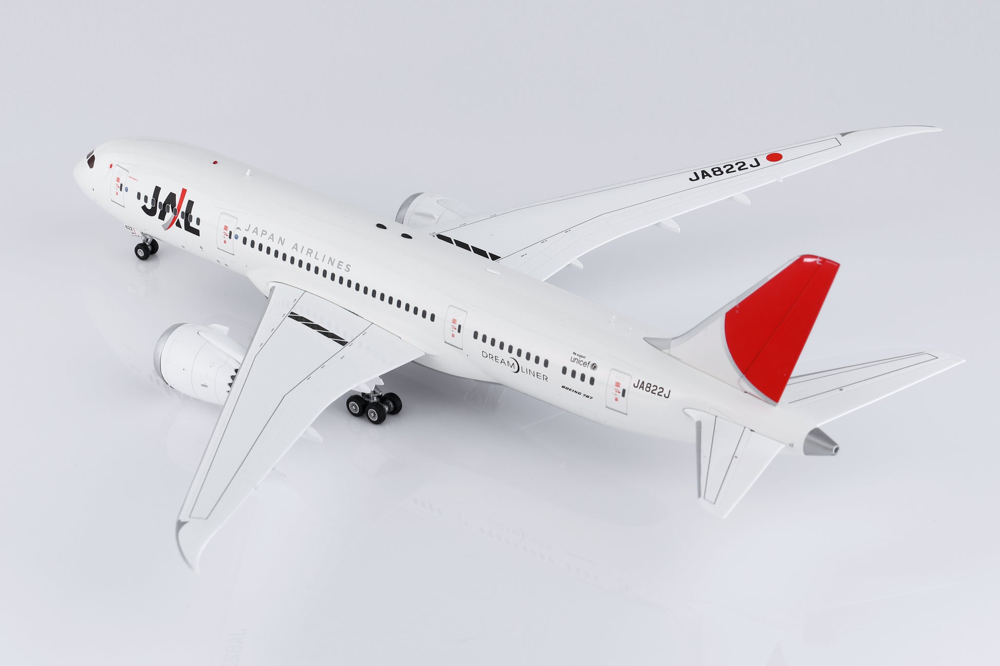 Japan Airlines Boeing 787-8 JA822J – Scale 1:200 – SQ Wings – 28.3 cm - L2028