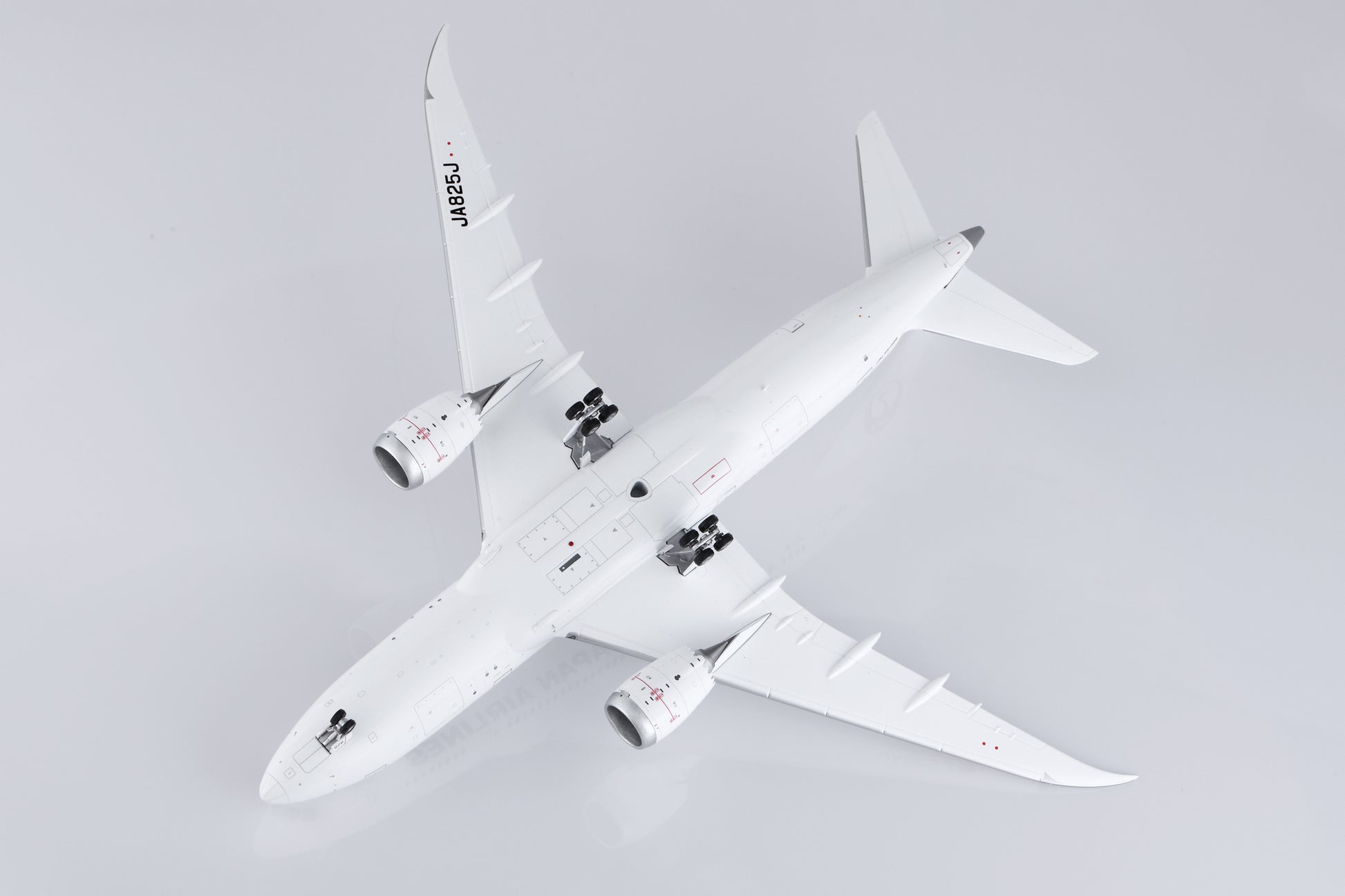 Japan Airlines Boeing 787-8 JA825J – Scale 1:200 – SQ Wings – 28.3 cm - L2027