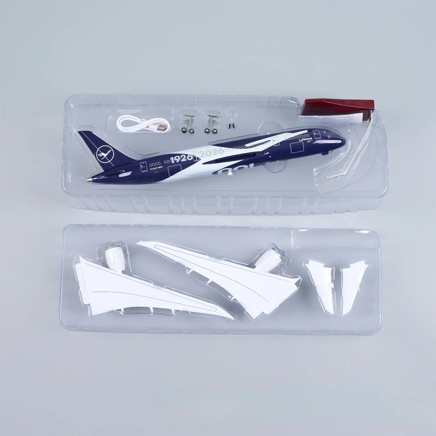 Boeing 787-9 Lufthansa 100 Years Commemorative – 1:145 Scale Model - Gallery 10