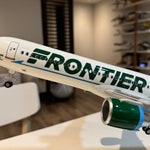 Frontier Airlines A321neo "Morrison" 1:100 – 44 cm / 17.3 in – Limited Pre-Sale Edition - Thumbnail 3