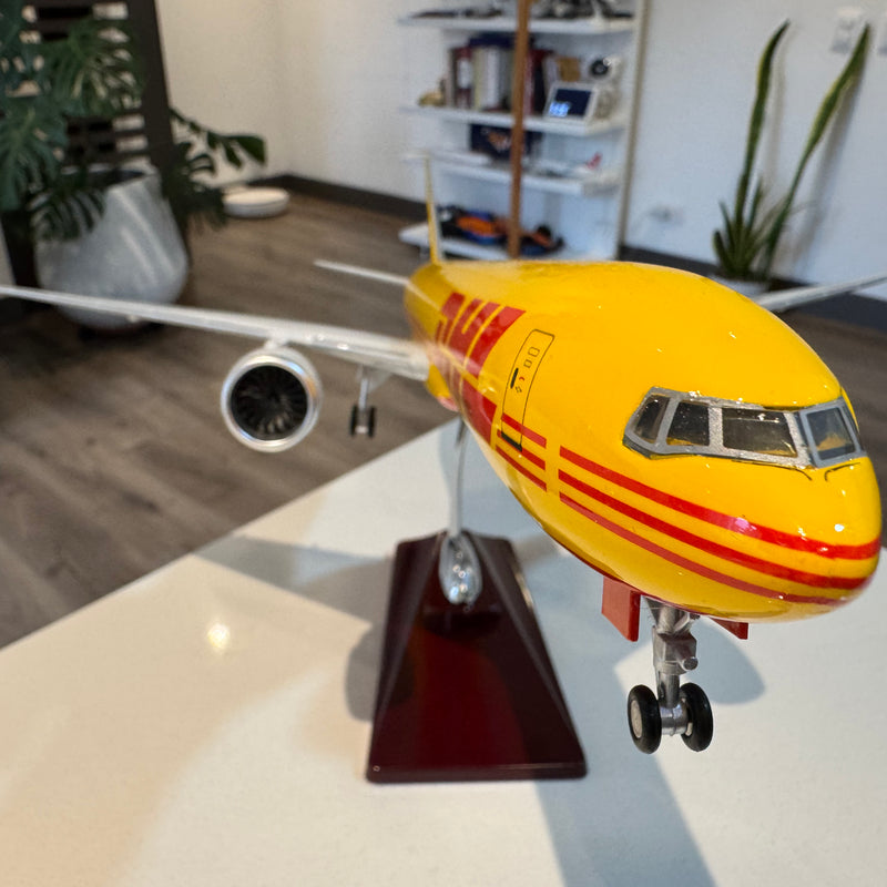 DHL Boeing 777-F Cargo 1:150 – 47 cm / 18.5 in – Premium Solid Resin Model - Image 8