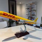 DHL Boeing 777-F Cargo 1:150 – 47 cm / 18.5 in – Premium Solid Resin Model - Thumbnail 10