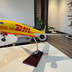 DHL Boeing 777-F Cargo 1:150 – 47 cm / 18.5 in – Premium Solid Resin Model - Thumbnail 12