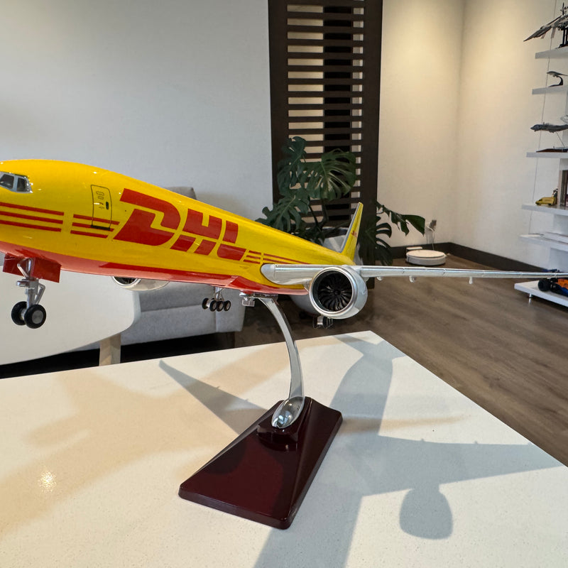 DHL Boeing 777-F Cargo 1:150 – 47 cm / 18.5 in – Premium Solid Resin Model - Image 12