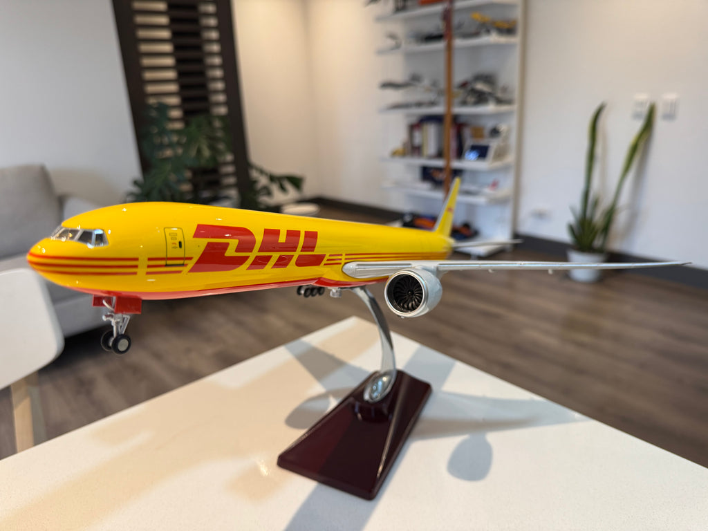 DHL Boeing 777-F Cargo 1:150 – 47 cm / 18.5 in – Premium Solid Resin Model