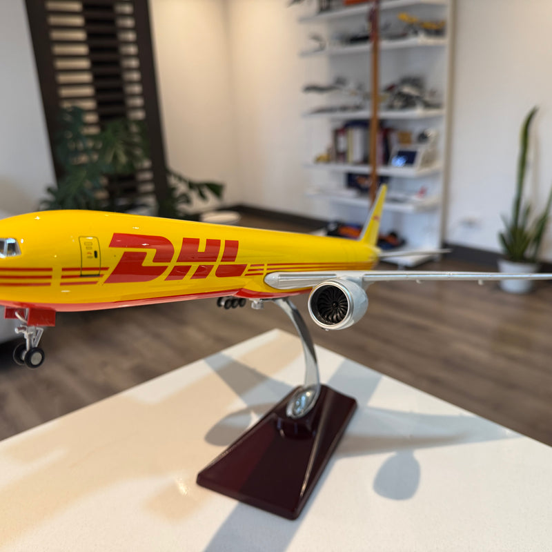 DHL Boeing 777-F Cargo 1:150 – 47 cm / 18.5 in – Premium Solid Resin Model - Image 13