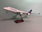 B747-400 United Airlines - Scale  1/150 - 47cm - 18.5 in - Airplane Model