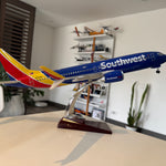 Boeing 737 MAX 8 Southwest 1:80 – 47 cm / 18.5 in – LED Lights (PRE ORDER) - Thumbnail 2
