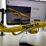 Spirit Airlines Airbus A320 "Yellow Taxi" 1:80 – 47 cm / 18.5 in – Limited Collector's Edition - Thumbnail 8