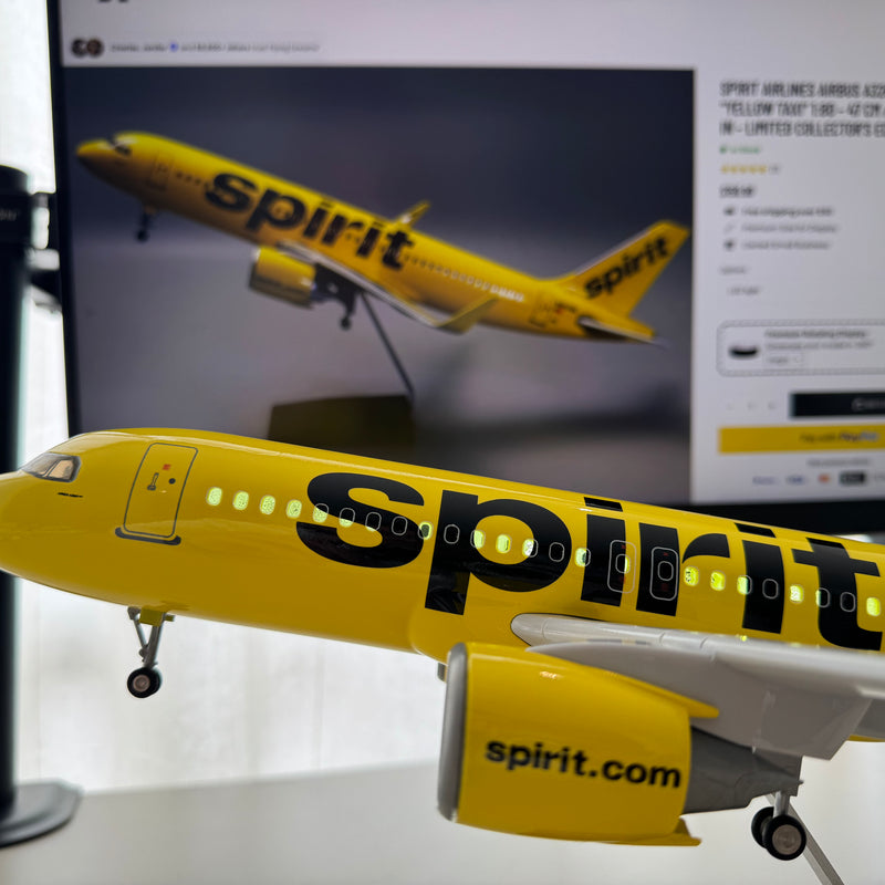 Spirit Airlines Airbus A320 "Yellow Taxi" 1:80 – 47 cm / 18.5 in – Limited Collector's Edition - Image 9
