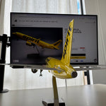 Spirit Airlines Airbus A320 "Yellow Taxi" 1:80 – 47 cm / 18.5 in – Limited Collector's Edition - Thumbnail 11