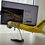 Spirit Airlines Airbus A320 "Yellow Taxi" 1:80 – 47 cm / 18.5 in – Limited Collector's Edition - Thumbnail 12