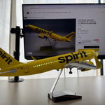 Spirit Airlines Airbus A320 "Yellow Taxi" 1:80 – 47 cm / 18.5 in – Limited Collector's Edition - Thumbnail 10