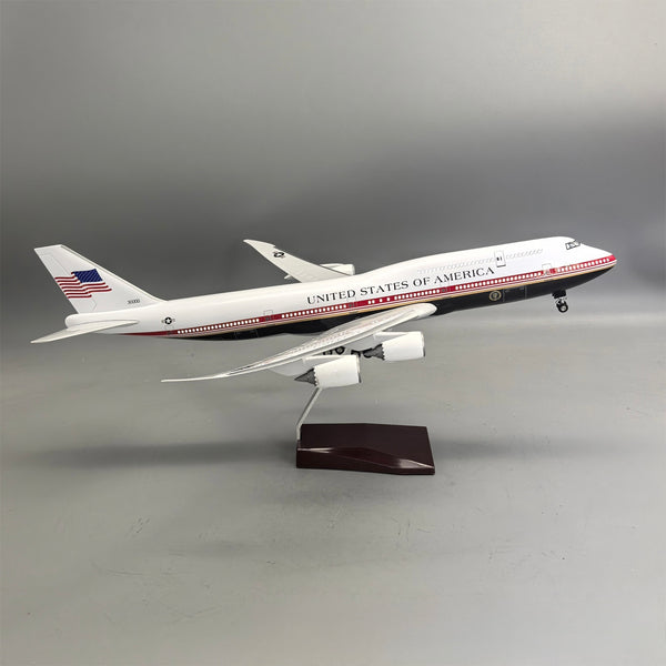 Air Force One Boeing 747-8 (VC-25B) 1:150 Scale Model Airplane – New Presidential Livery (47cm / 18.5") - Secondary