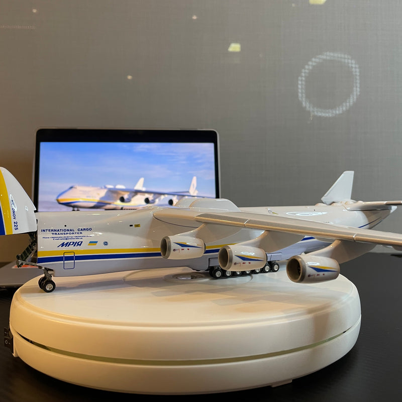 مقتنيات أنتونوف AN-225 مريا - 16.5 بوصة - 42 سم - نموذج عرض فاخر - Image 5