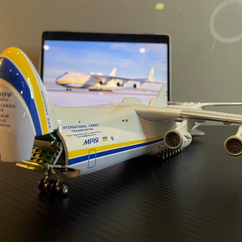 مقتنيات أنتونوف AN-225 مريا - 16.5 بوصة - 42 سم - نموذج عرض فاخر - Image 6