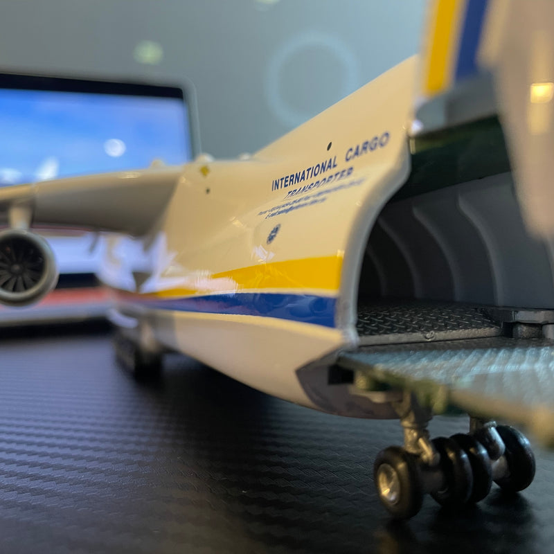 مقتنيات أنتونوف AN-225 مريا - 16.5 بوصة - 42 سم - نموذج عرض فاخر - Image 8