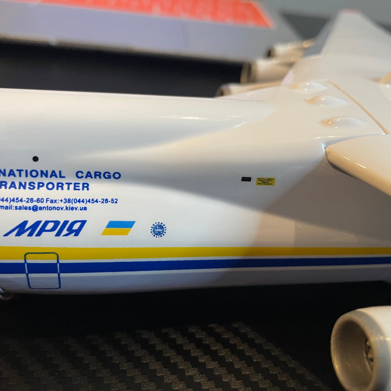 مقتنيات أنتونوف AN-225 مريا - 16.5 بوصة - 42 سم - نموذج عرض فاخر - Image 10