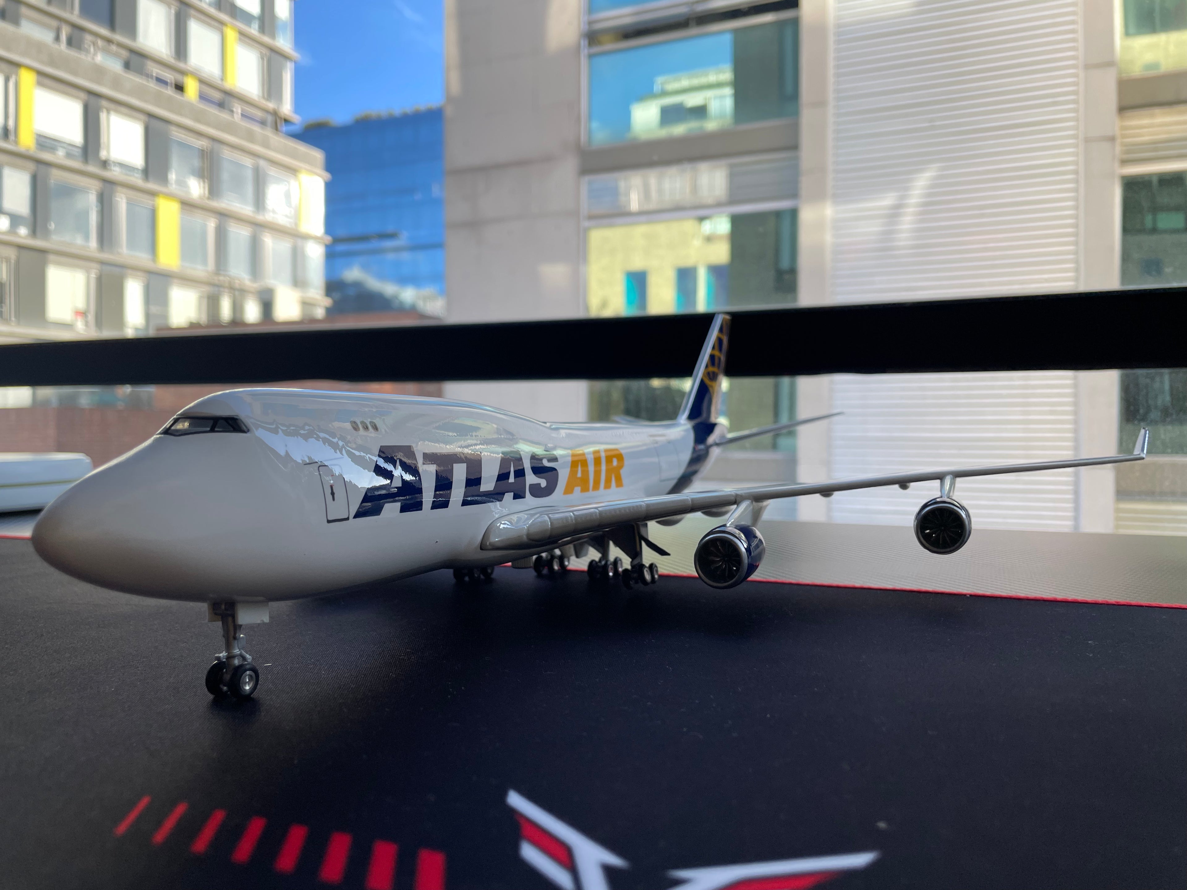Boeing 747-400 Atlas Air | Escala 1:157 | 47 cm / 18,5"