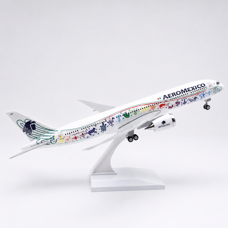 Aeroméxico Boeing B787 – 30 cm / 11.8 in – Solid Resin Desktop Display Model - Image 2