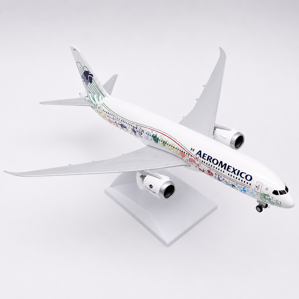 Aeroméxico Boeing B787 – 30 cm / 11.8 in – Solid Resin Desktop Display Model