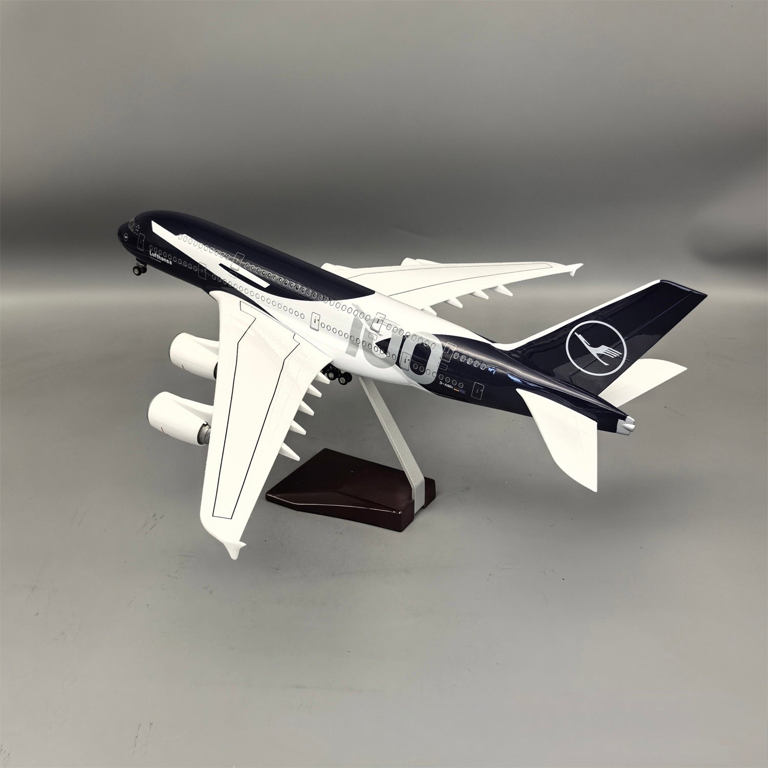 Airbus A380 Lufthansa 100 Years Commemorative – 1:160 Scale Model