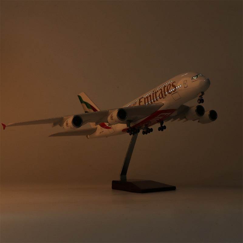 Airbus A380 Emirates – Maßstab 1:160 (46 cm / 18,5 in) – NEUE FLAGGE